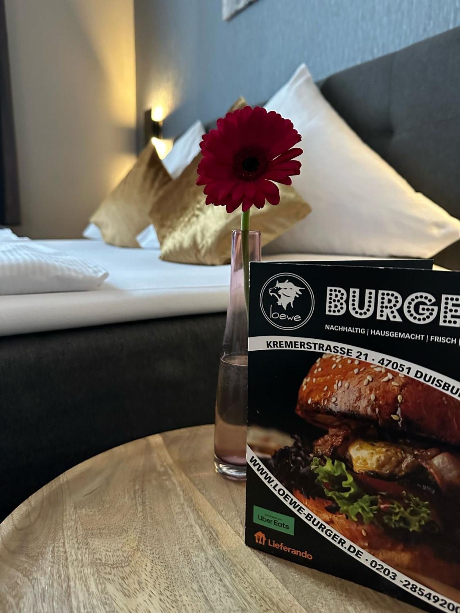 Hotel Restaurant Zum Loewen Duisburg Zewnętrze zdjęcie