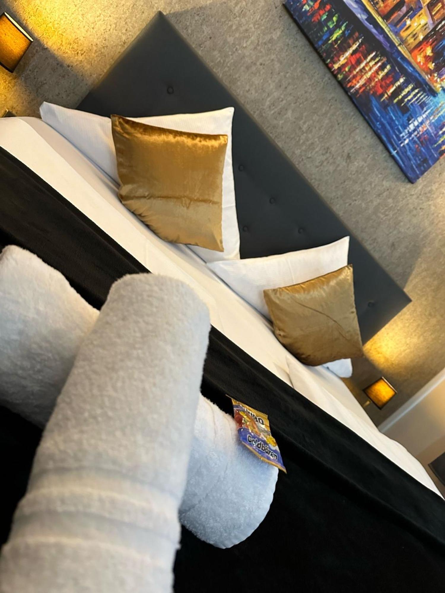 Hotel Restaurant Zum Loewen Duisburg Zewnętrze zdjęcie