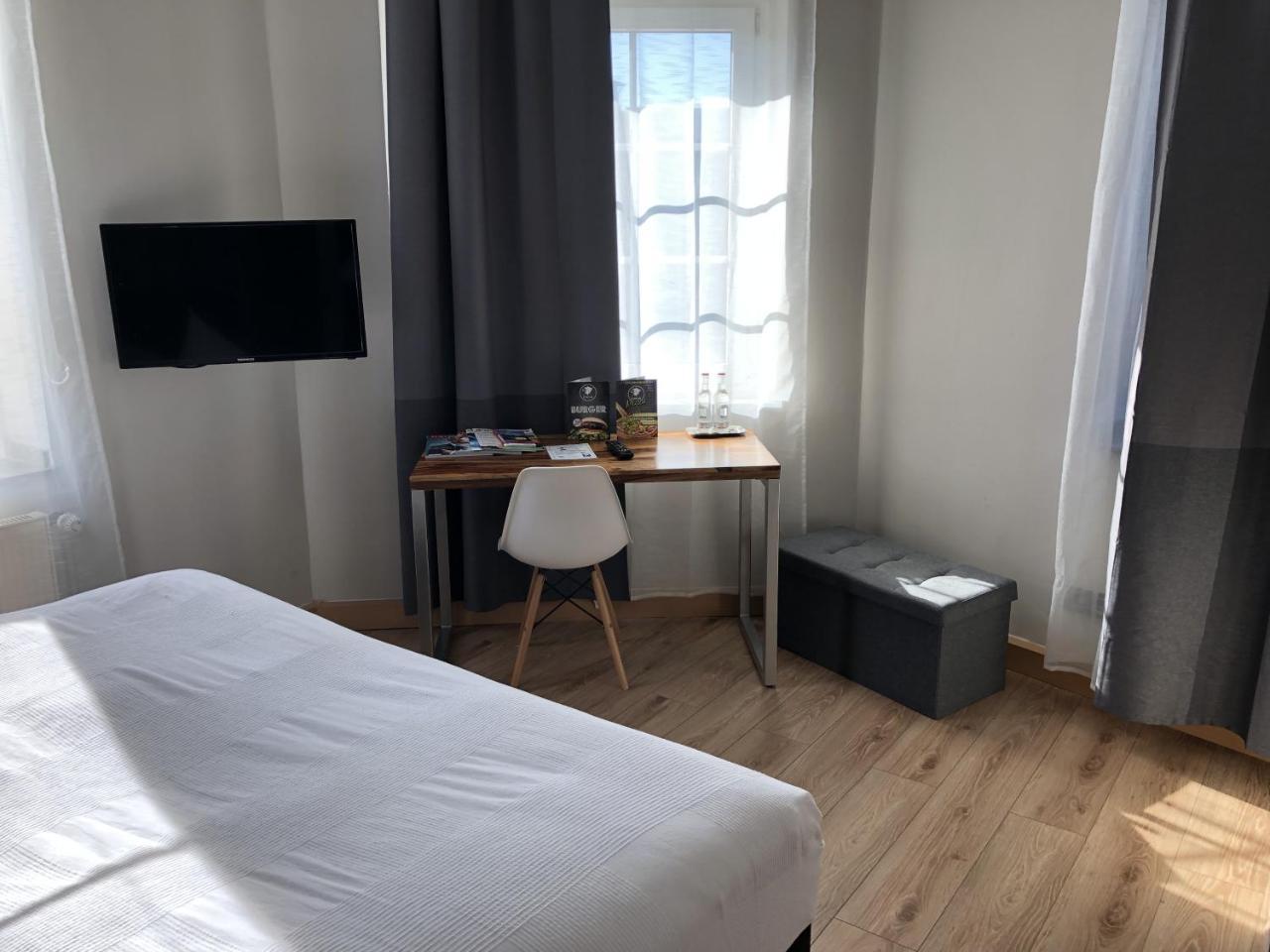 Hotel Restaurant Zum Loewen Duisburg Zewnętrze zdjęcie